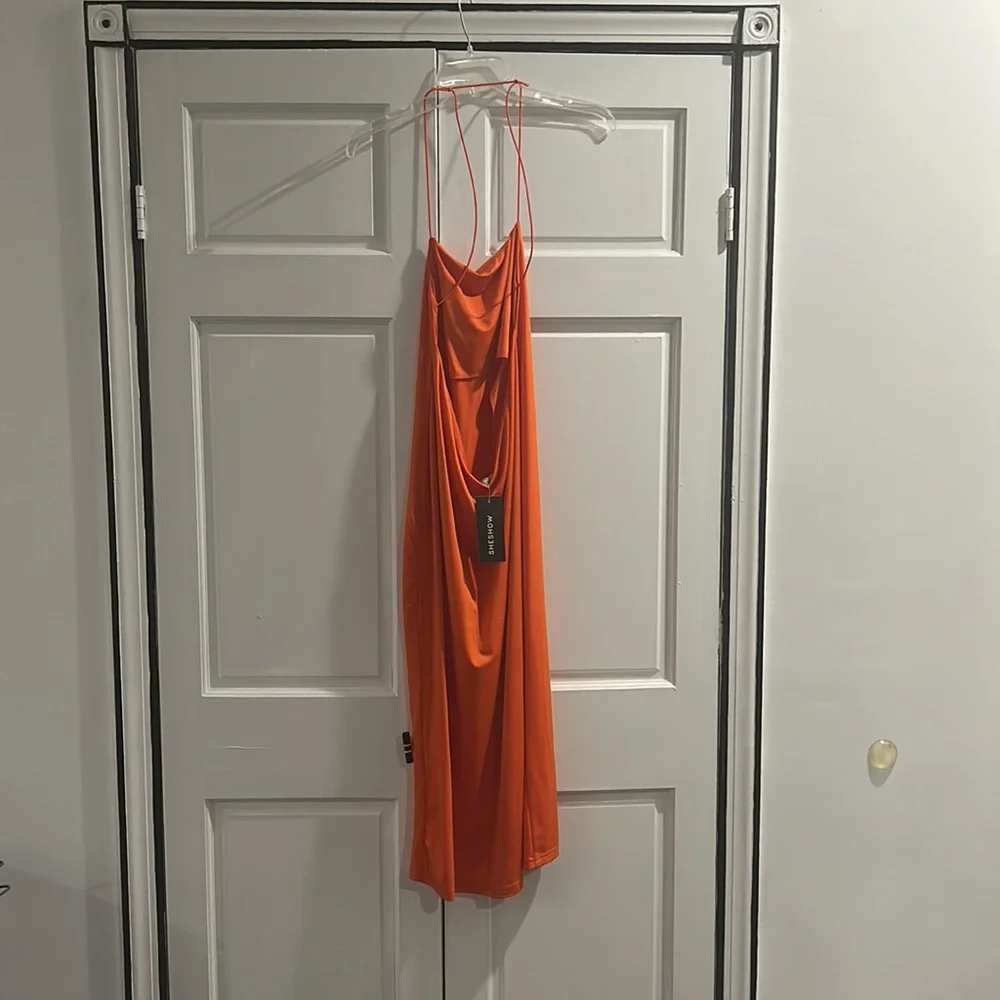 Orang midi backless dress - Picture 4 of 6